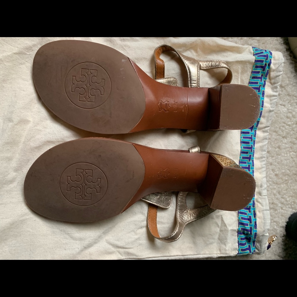 Sandals - Picture 2 of 6